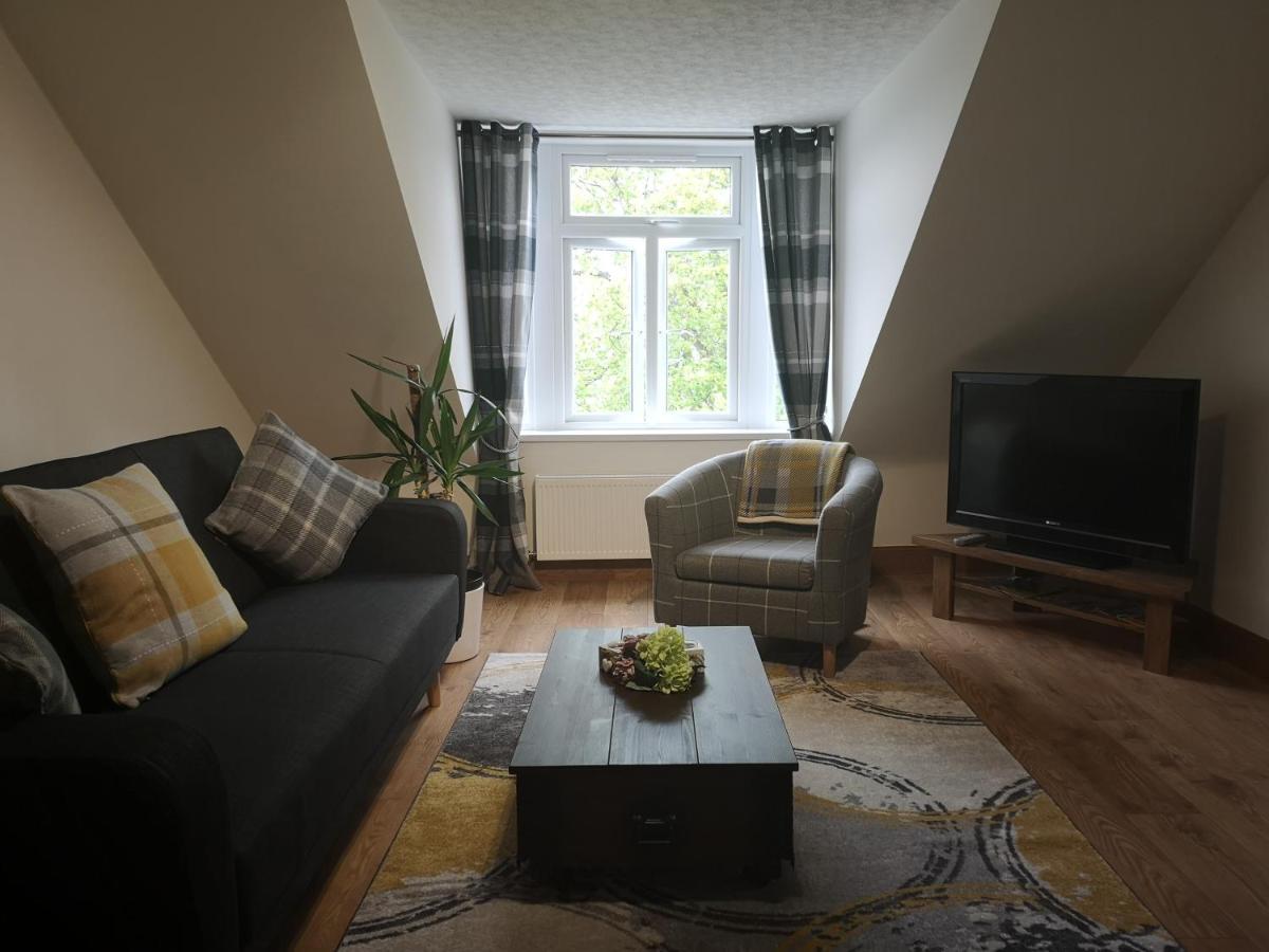 إينفيرنيس Attic Floor Apartment, City Centre المظهر الخارجي الصورة